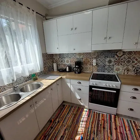 Anatoli بيراما